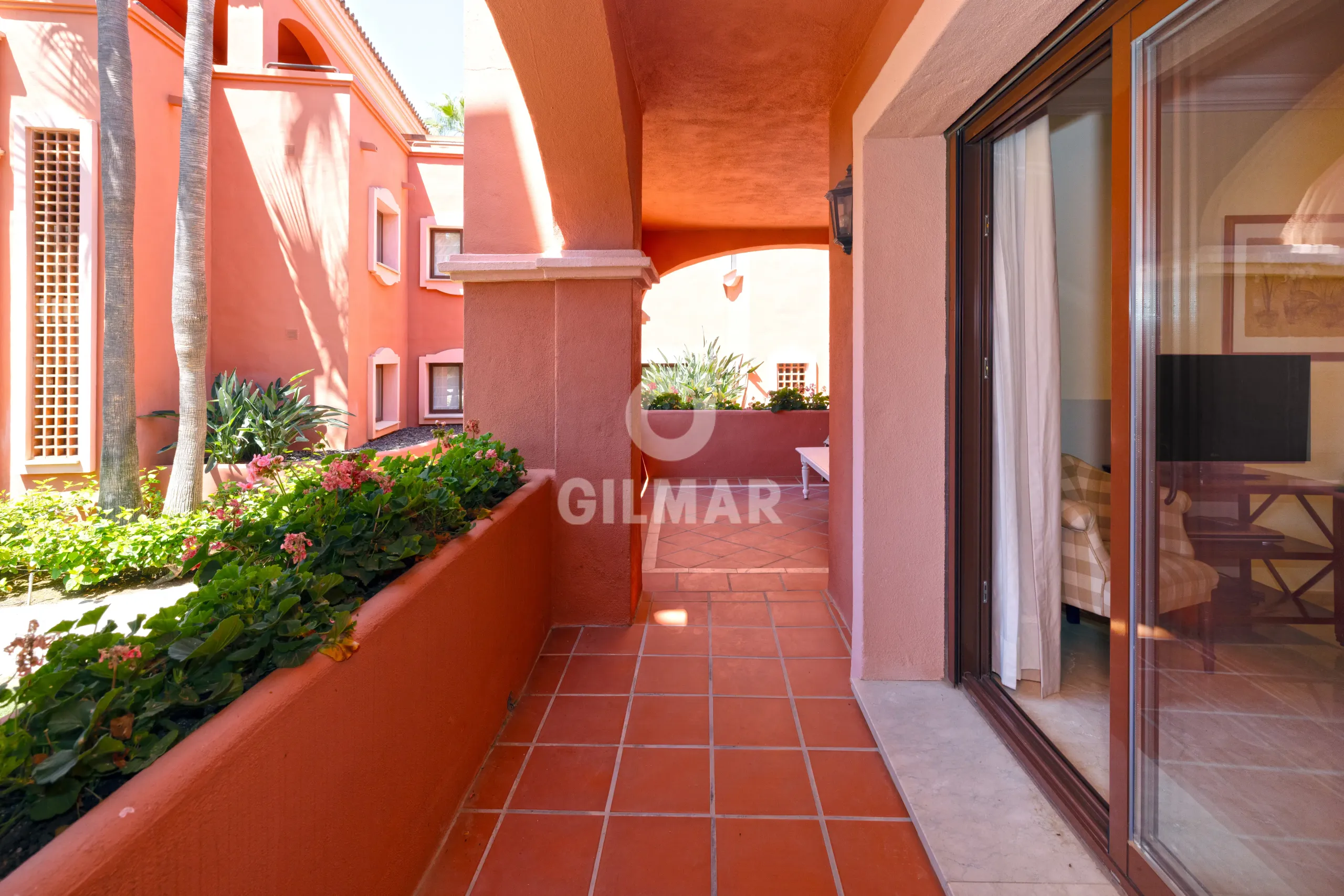 Apartment in Nueva Andalucía - Málaga