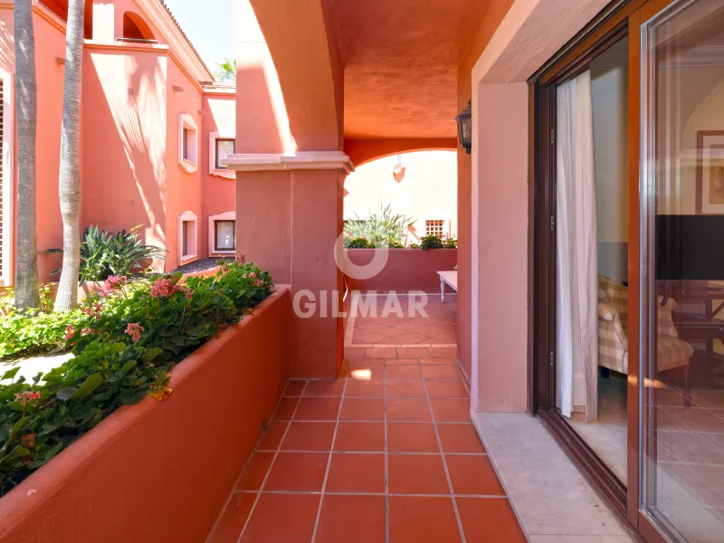 Apartment in Nueva Andalucía - Málaga