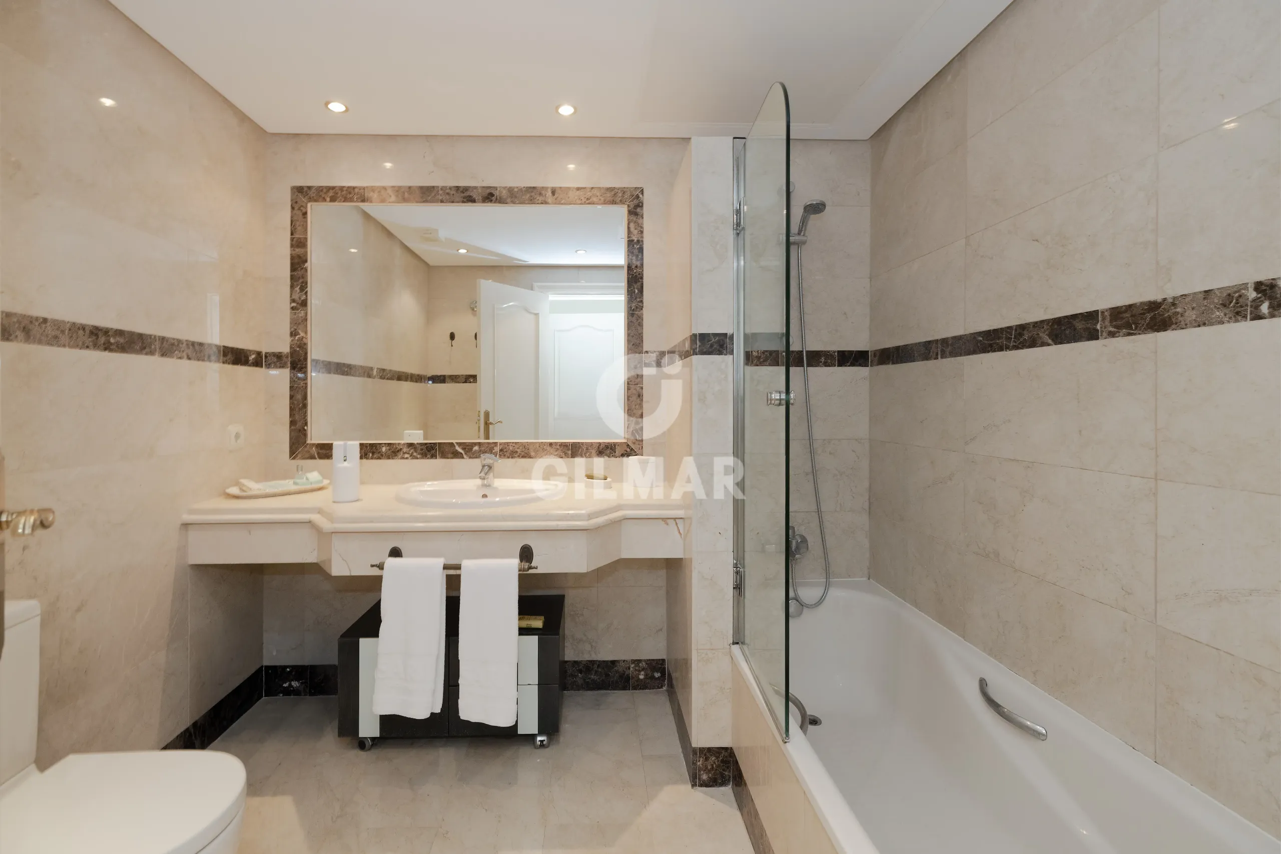 Apartment in Nueva Andalucía - Málaga