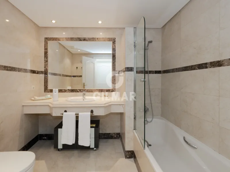 Apartment in Nueva Andalucía - Málaga