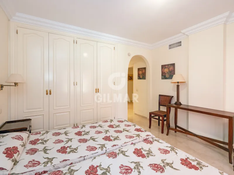 Apartment in Nueva Andalucía - Málaga