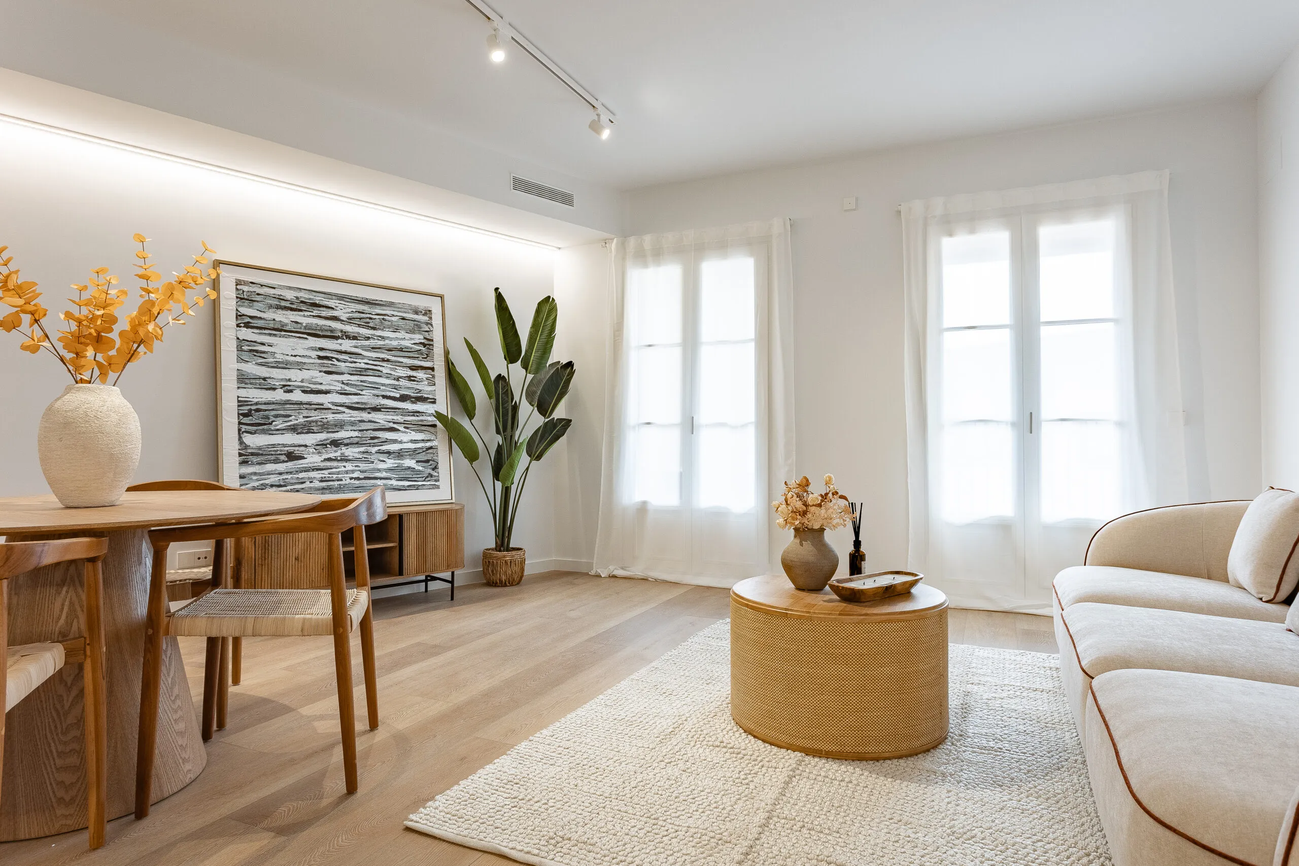 Renovated Apartaments in the centre of Barcelona