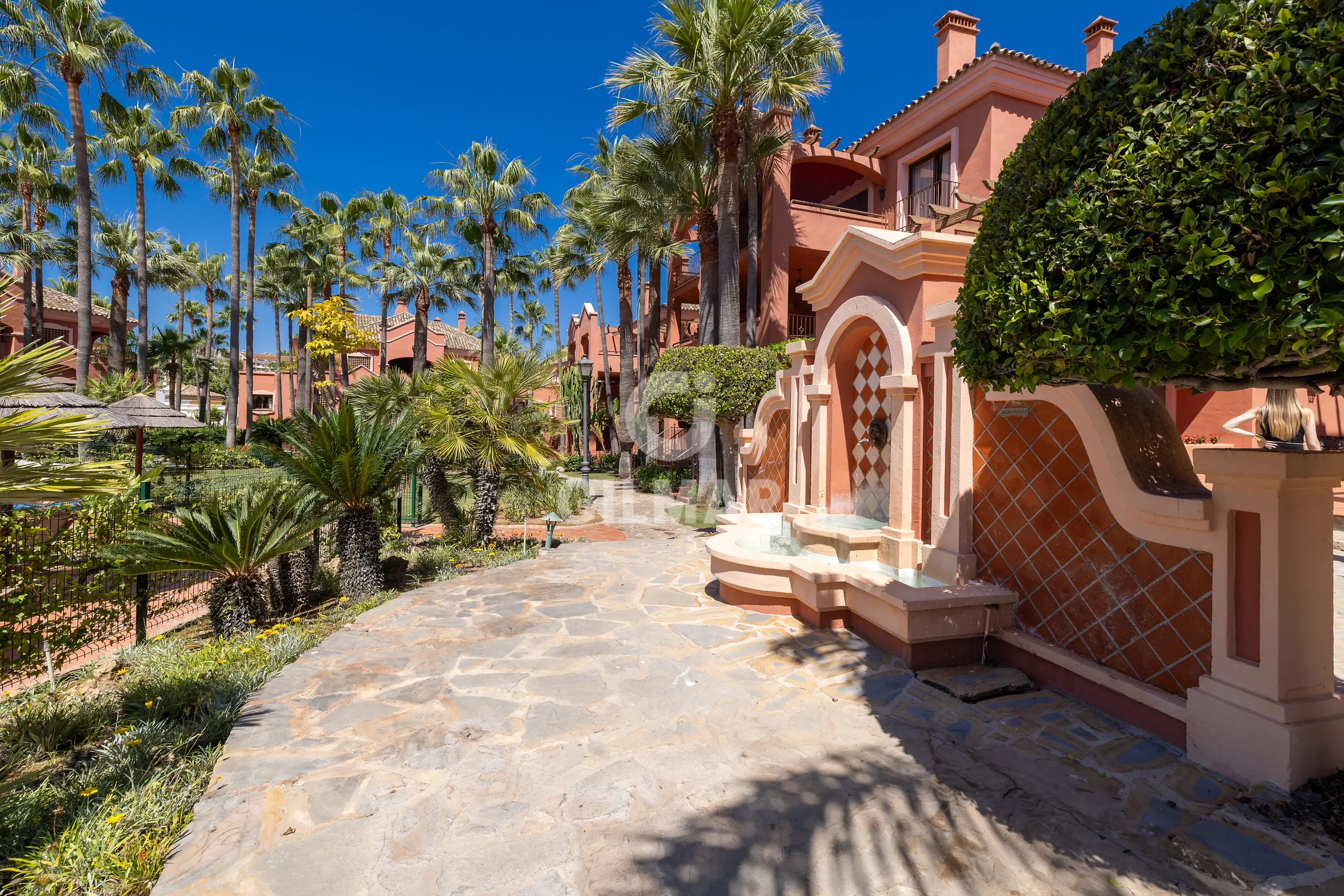 Apartment in Nueva Andalucía - Málaga