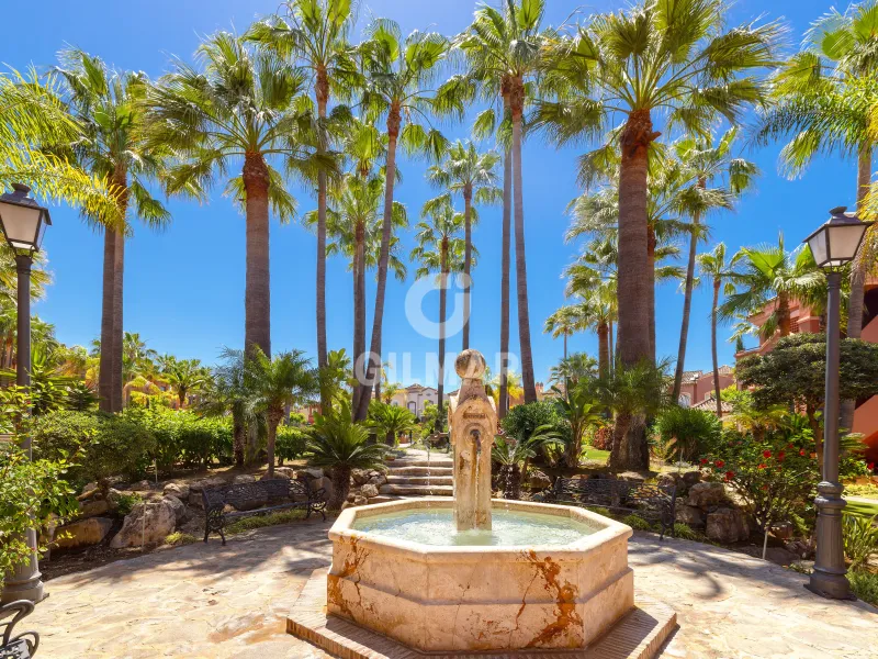 Apartment in Nueva Andalucía - Málaga