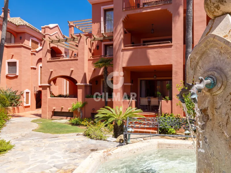 Apartment in Nueva Andalucía - Málaga