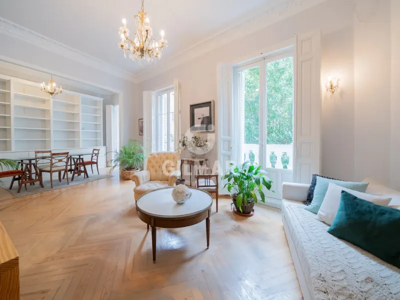 Apartment in Palacio - Madrid