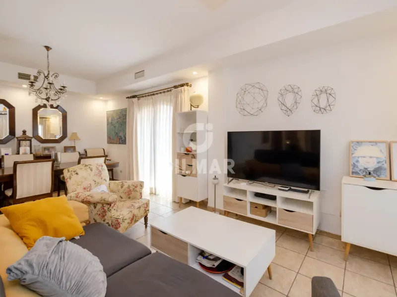 Semi-detached house in Estepona - Málaga