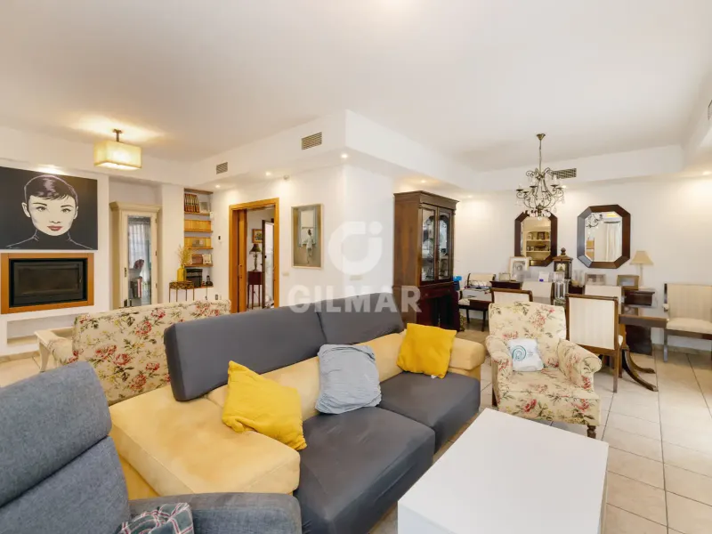 Semi-detached house in Estepona - Málaga