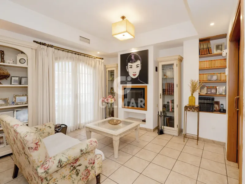 Semi-detached house in Estepona - Málaga