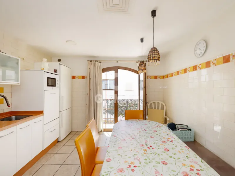 Semi-detached house in Estepona - Málaga