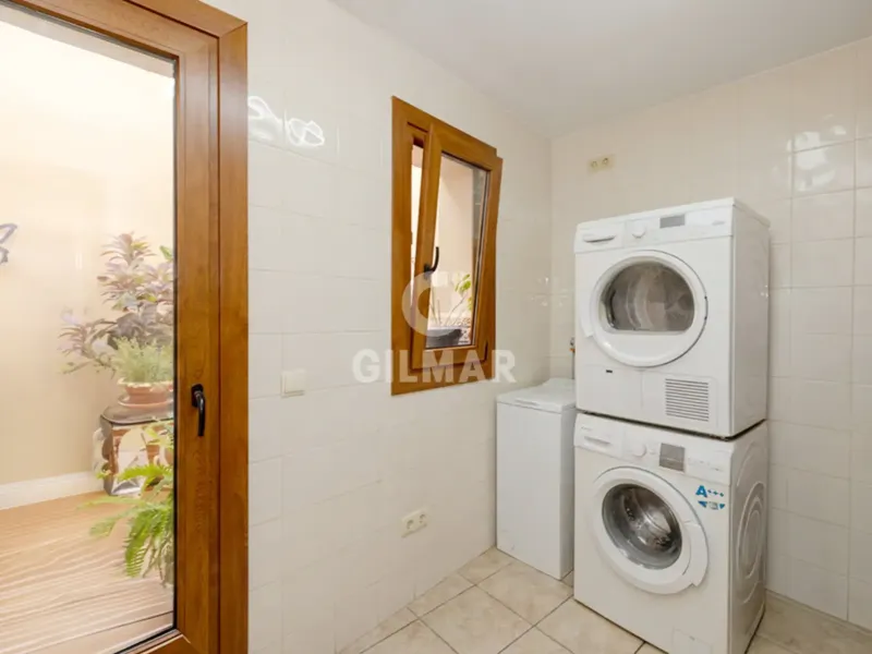 Semi-detached house in Estepona - Málaga