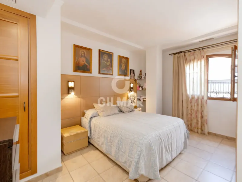Semi-detached house in Estepona - Málaga