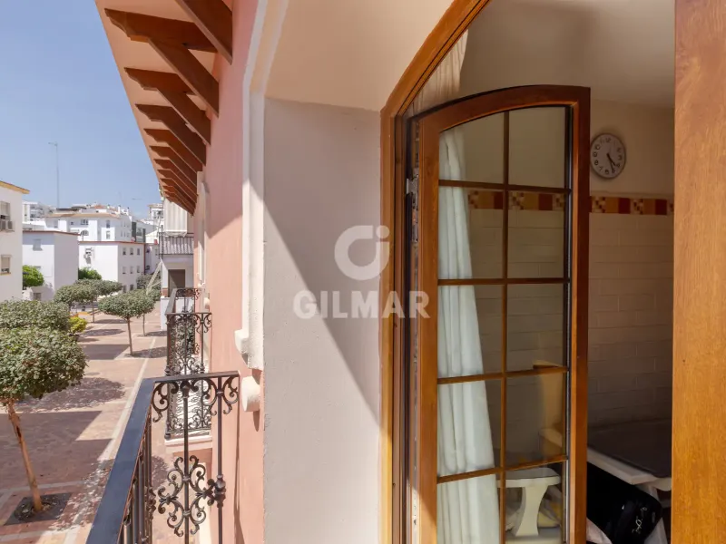 Semi-detached house in Estepona - Málaga