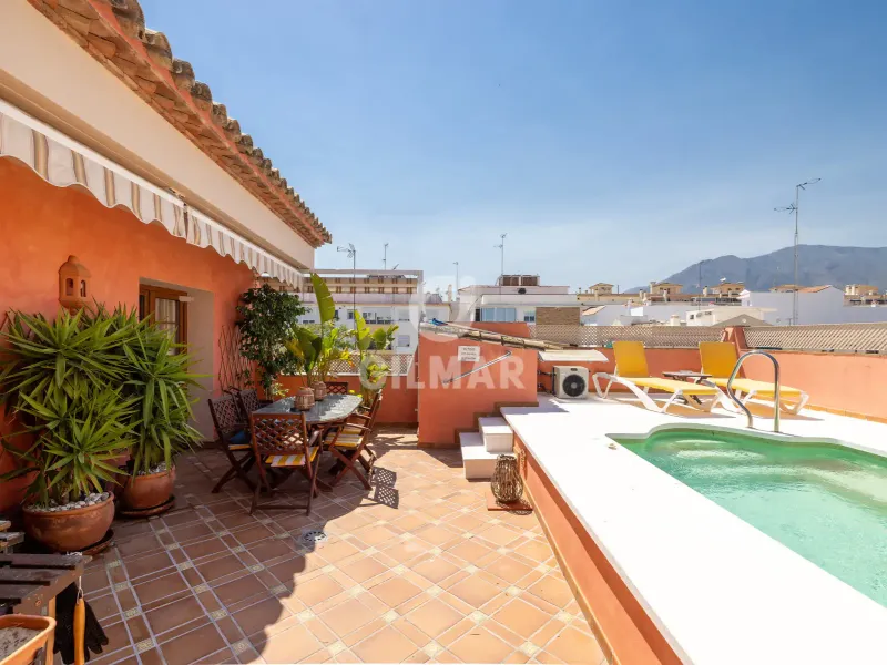Semi-detached house in Estepona - Málaga