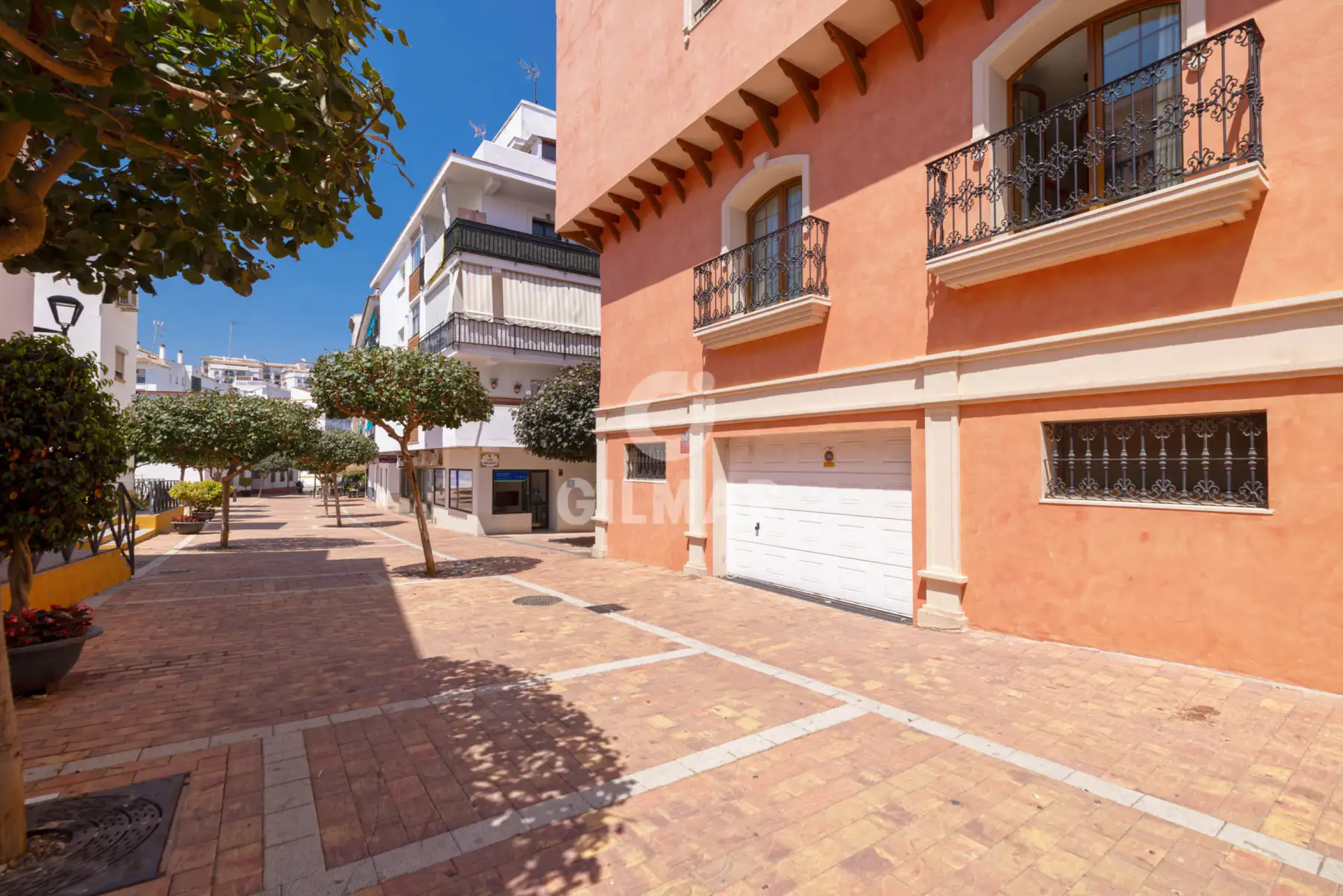 Semi-detached house in Estepona - Málaga