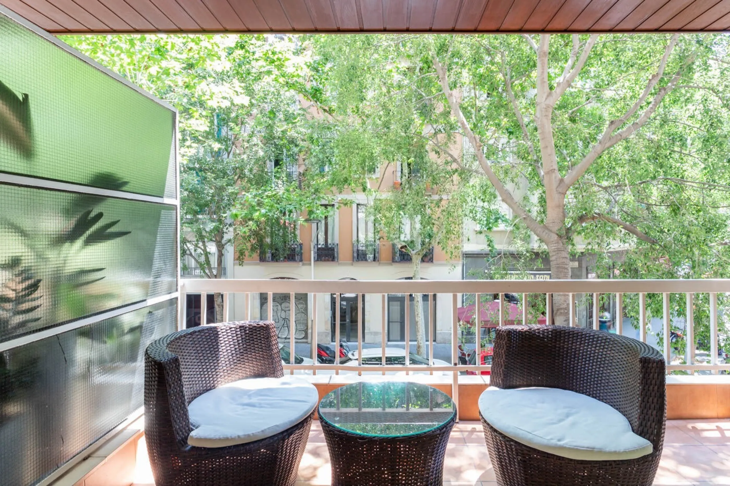 Piso elegante con terraza en Eixample, Barcelona