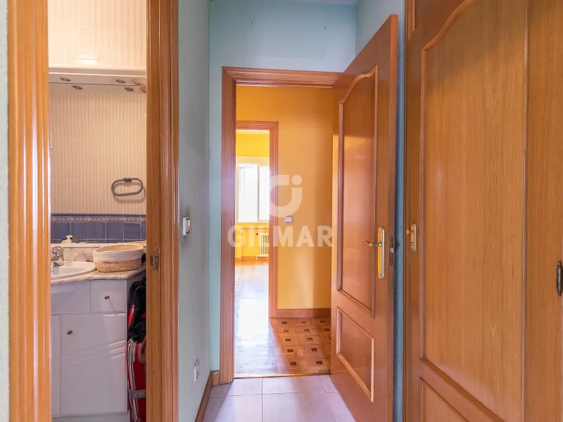 Apartment in Almenara - Madrid