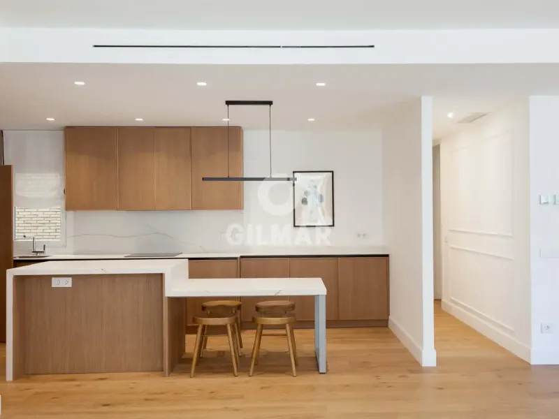 Apartment in Hispanoamérica - Madrid
