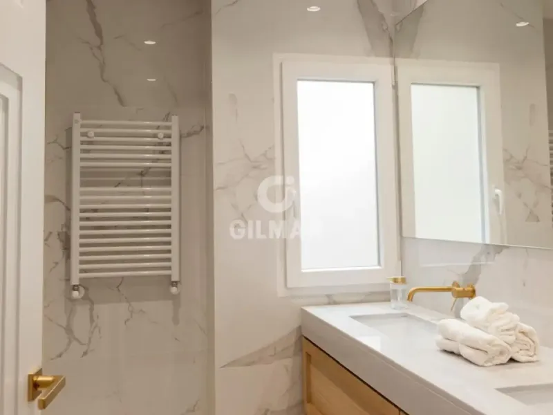 Apartment in Hispanoamérica - Madrid