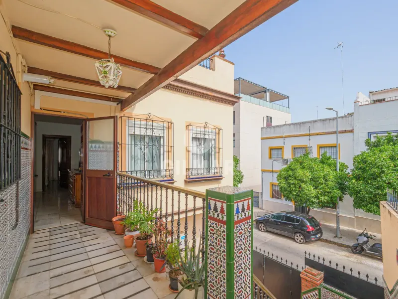 Villa in Nervión - Sevilla