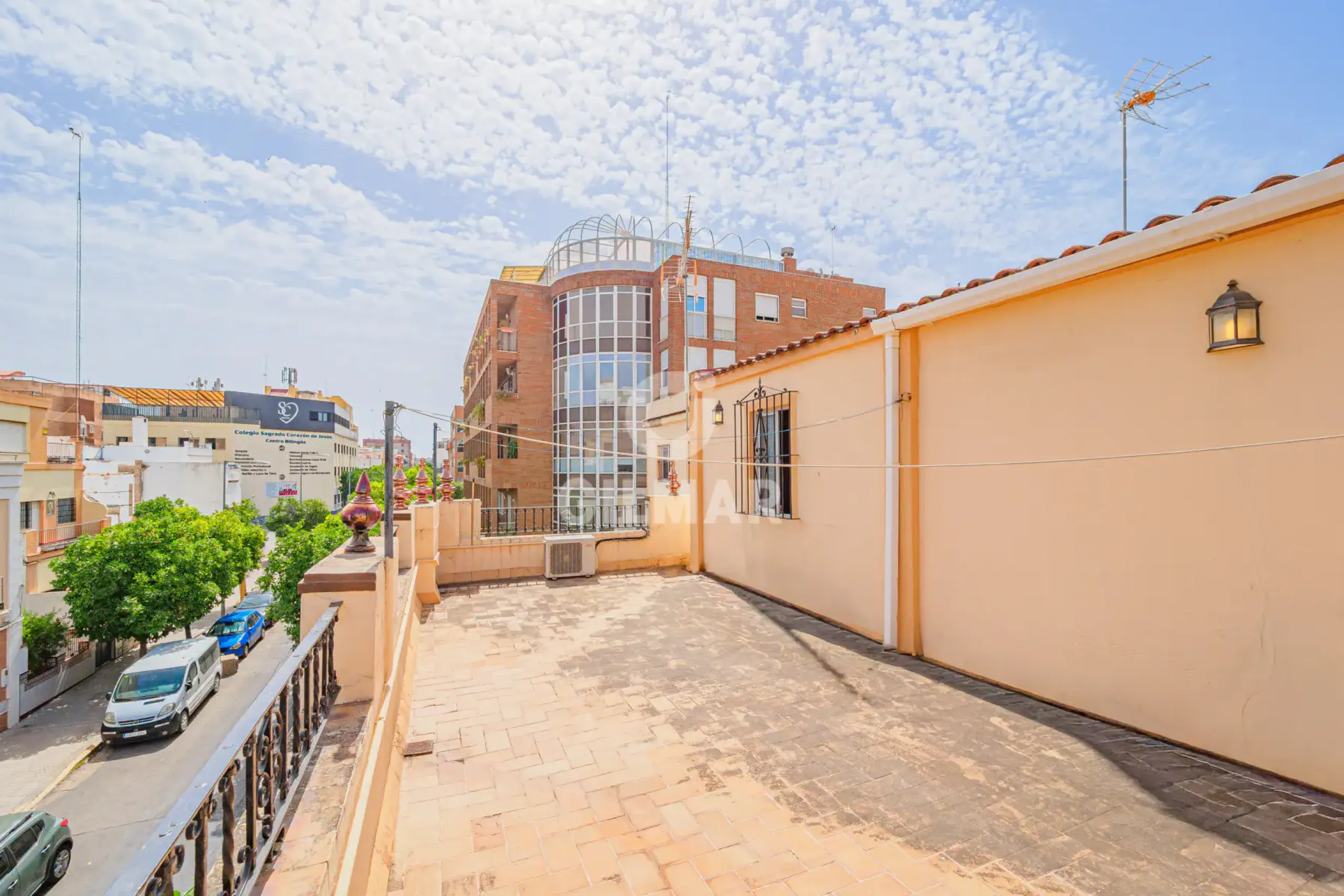 Villa in Nervión - Sevilla