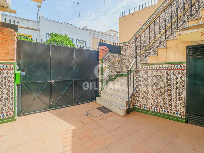 Villa in Nervión - Sevilla