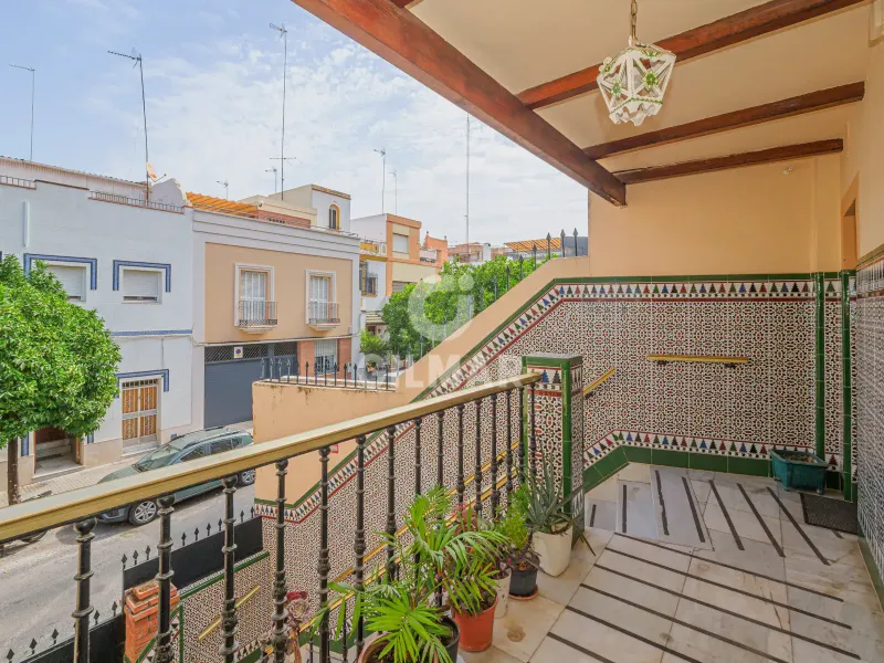 Villa in Nervión - Sevilla
