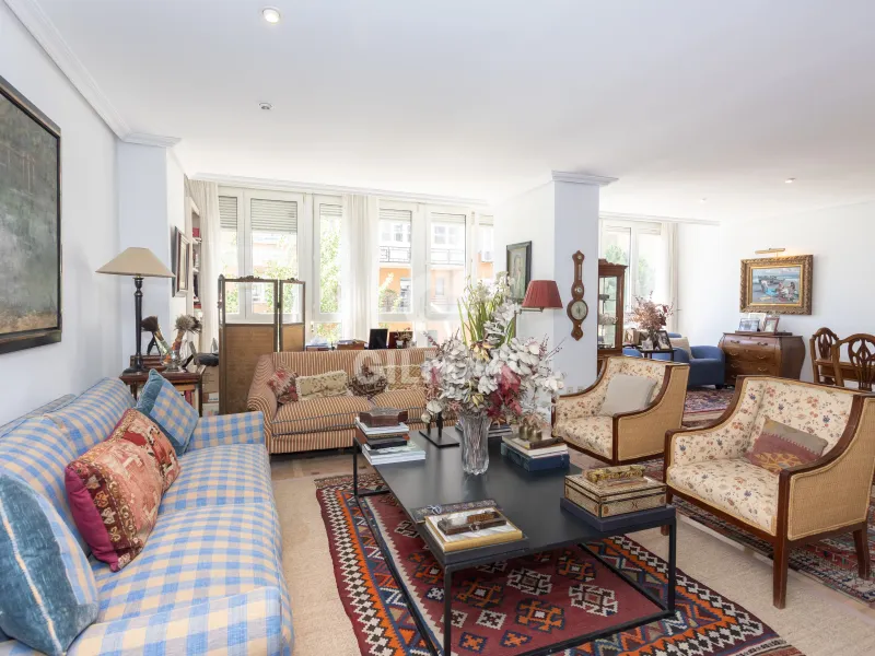 Apartment in Tetuán - Madrid
