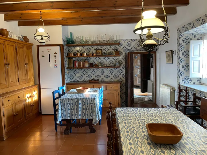 Finca histórica única del siglo XIII en la Costa del Maresme — 28 hectáreas con vistas al mar, a solo 40 minutos de Barcelona
