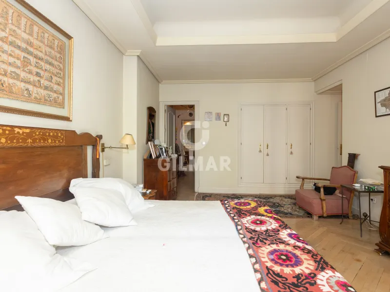 Apartment in Tetuán - Madrid