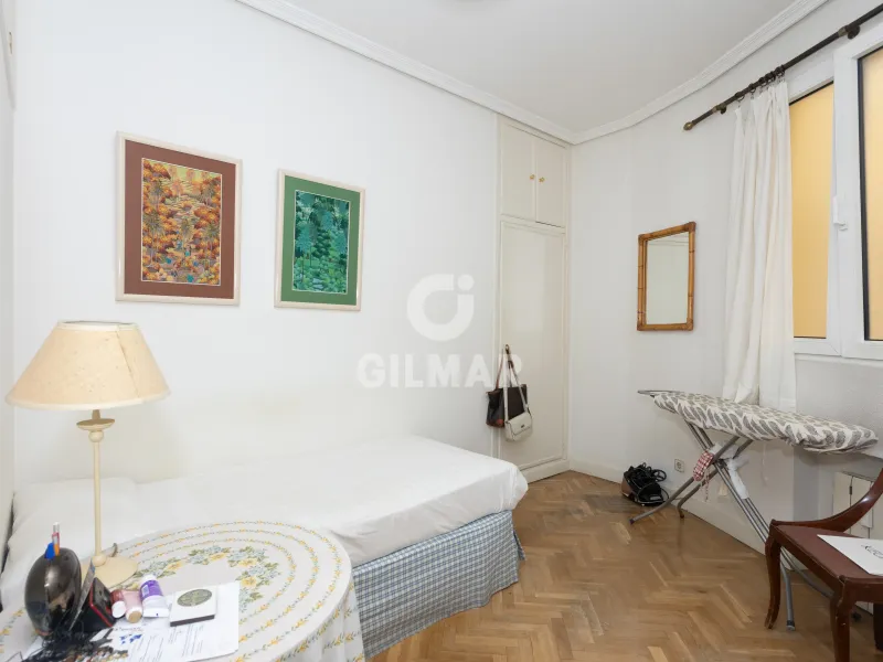 Apartment in Tetuán - Madrid