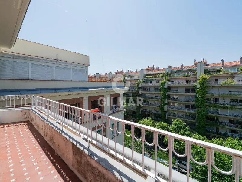 Apartment in Arapiles - Madrid