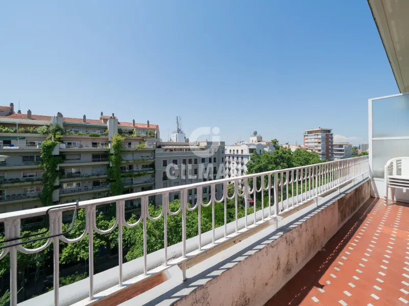 Apartment in Arapiles - Madrid