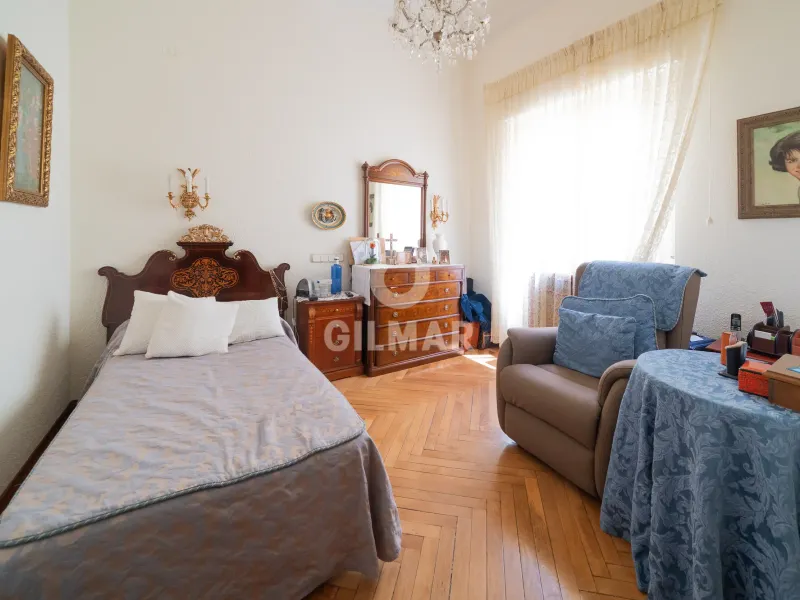 Apartment in Arapiles - Madrid