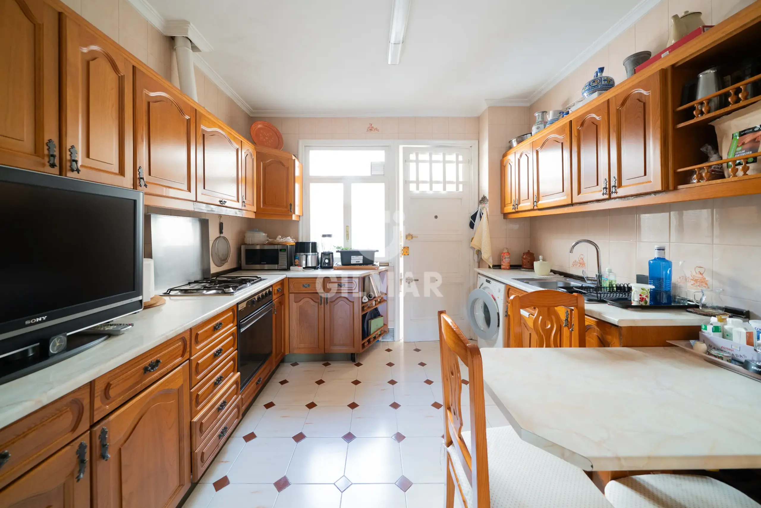 Apartment in Arapiles - Madrid
