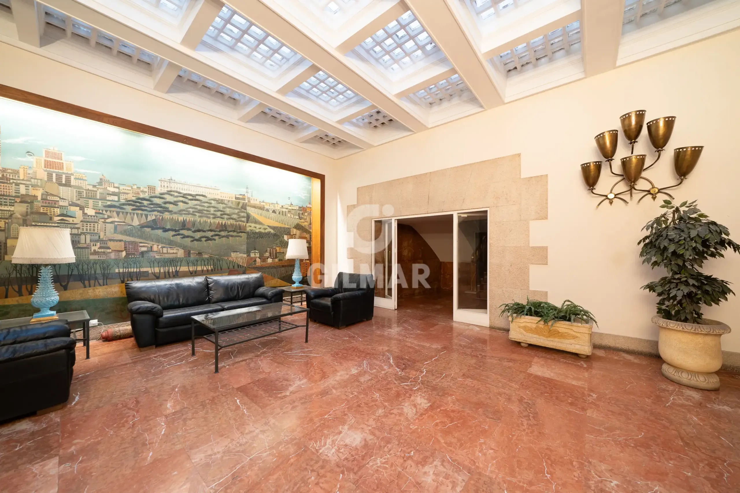Apartment in Arapiles - Madrid