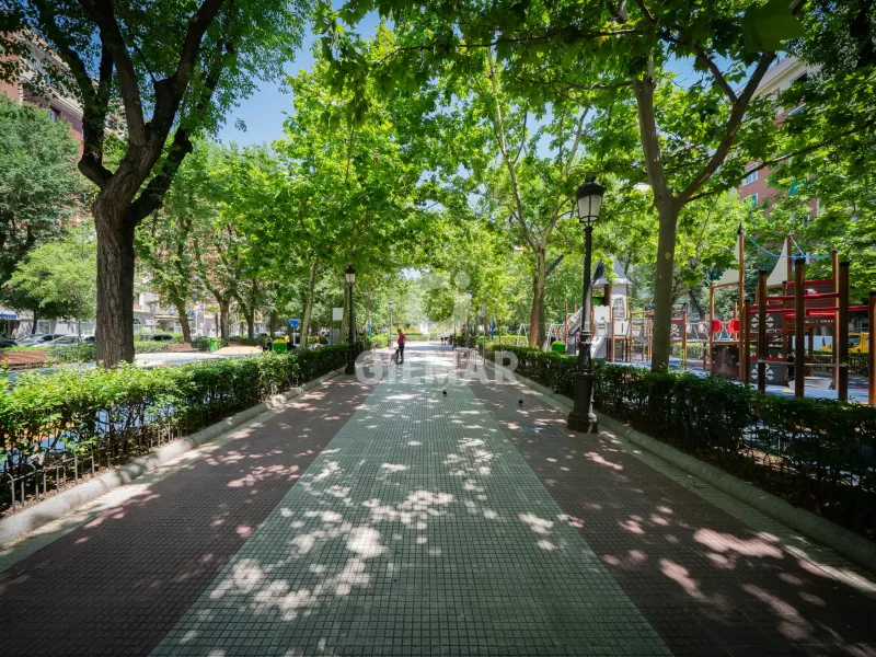 Apartment in Arapiles - Madrid