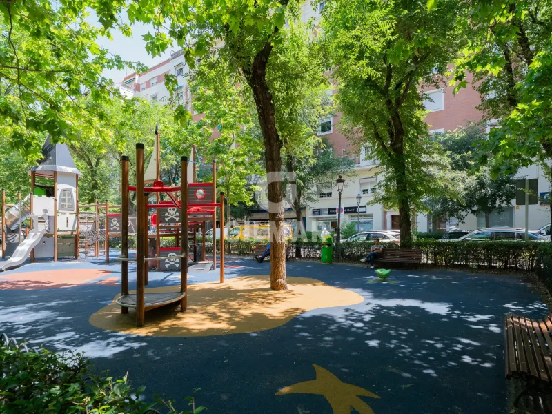 Apartment in Arapiles - Madrid