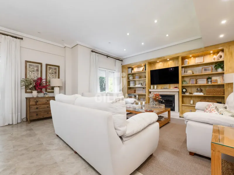 Villa in Montequinto - Sevilla