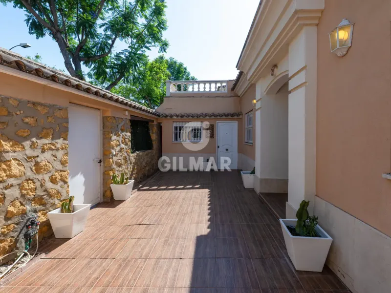 Villa in Montequinto - Sevilla