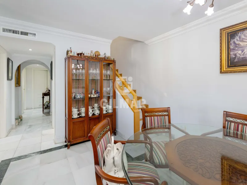 Duplex penthouse in Milla de Oro - Marb. Club - Málaga