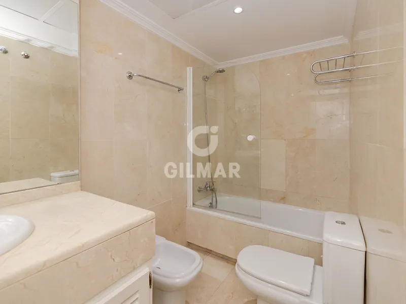 Duplex penthouse in Milla de Oro - Marb. Club - Málaga