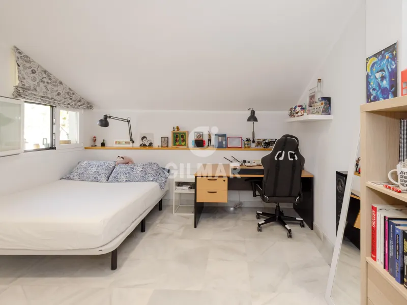 Duplex penthouse in Milla de Oro - Marb. Club - Málaga