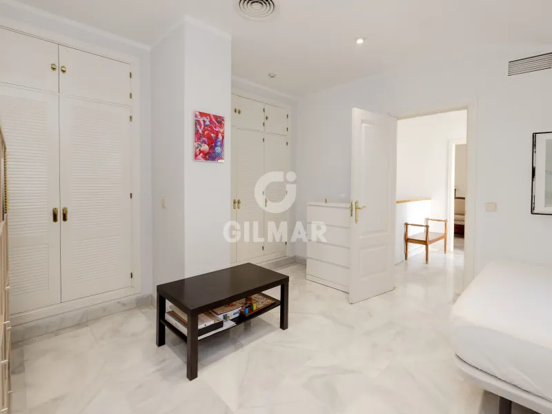 Duplex penthouse in Milla de Oro - Marb. Club - Málaga