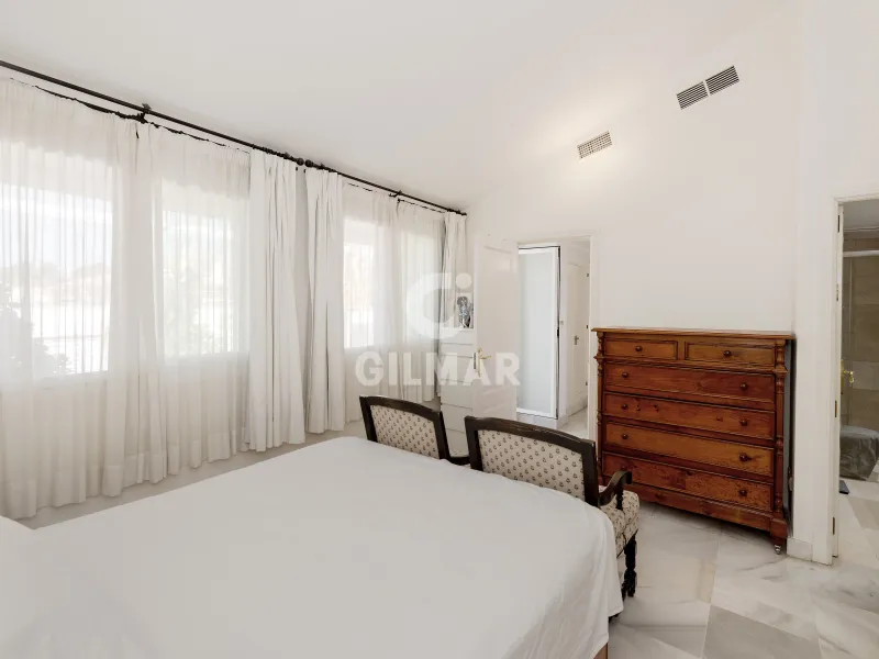 Duplex penthouse in Milla de Oro - Marb. Club - Málaga