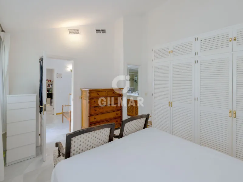 Duplex penthouse in Milla de Oro - Marb. Club - Málaga