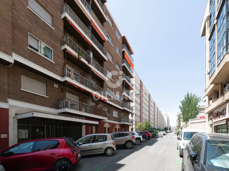 Apartment in Rios Rosas - Madrid
