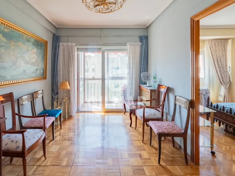 Apartment in Rios Rosas - Madrid