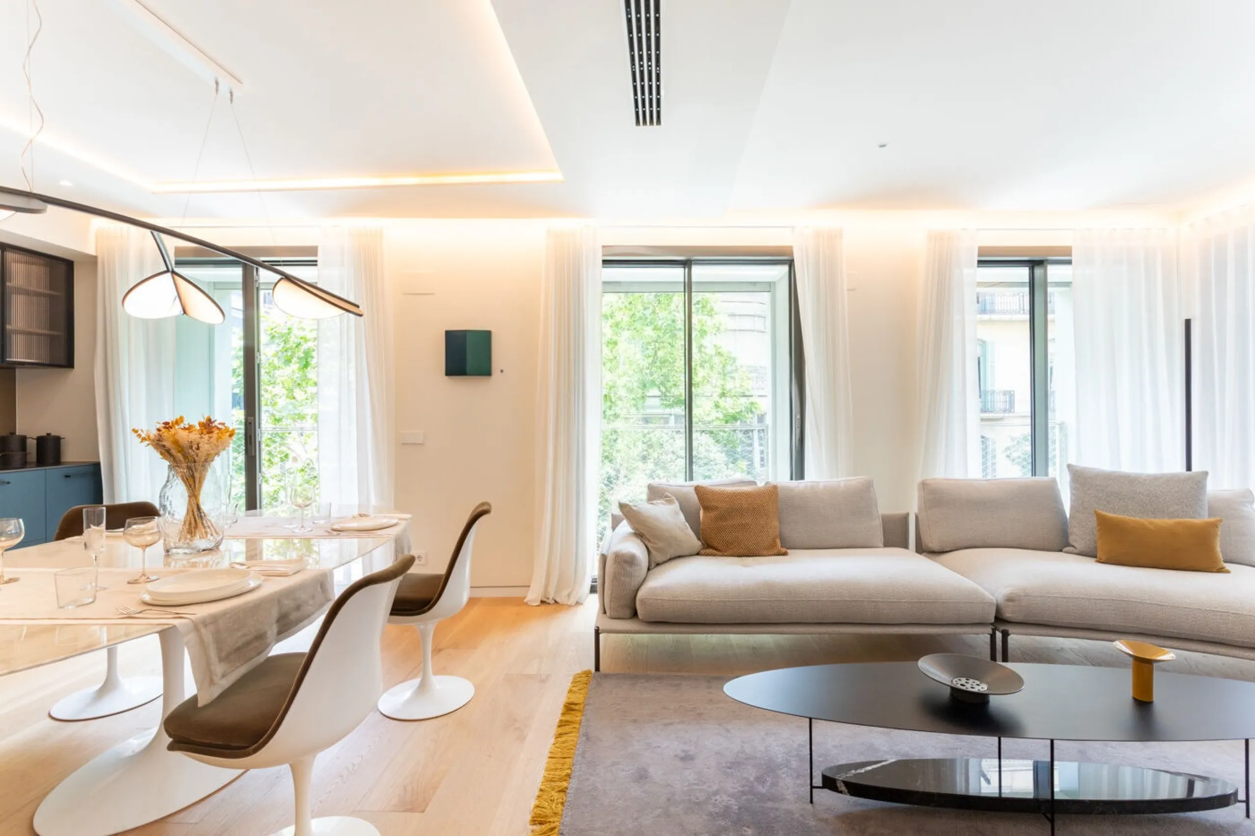 Premium Apartments in Eixample Near Passeig de Gracia, Barcelona