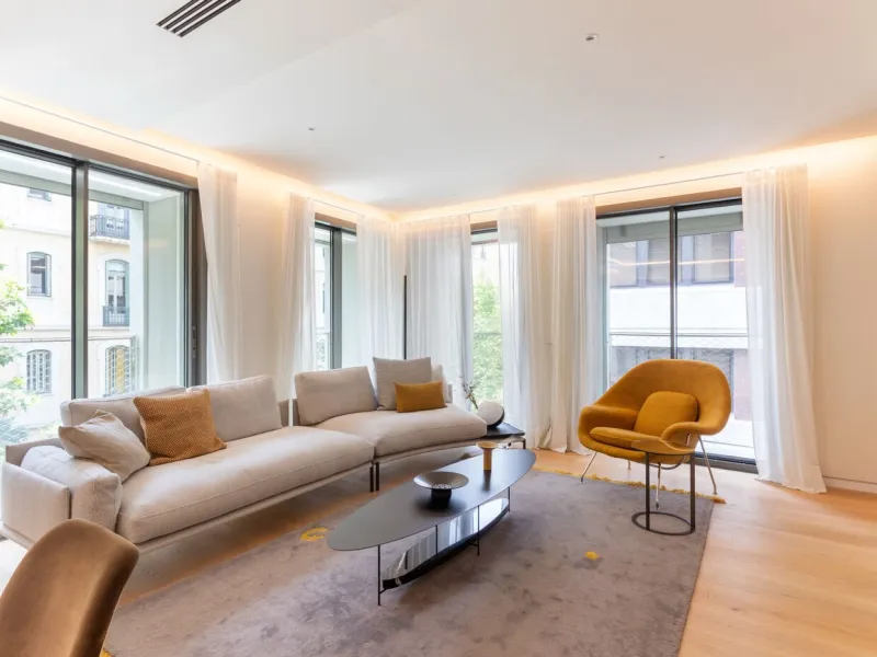 Premium Apartments in Eixample Near Passeig de Gracia, Barcelona